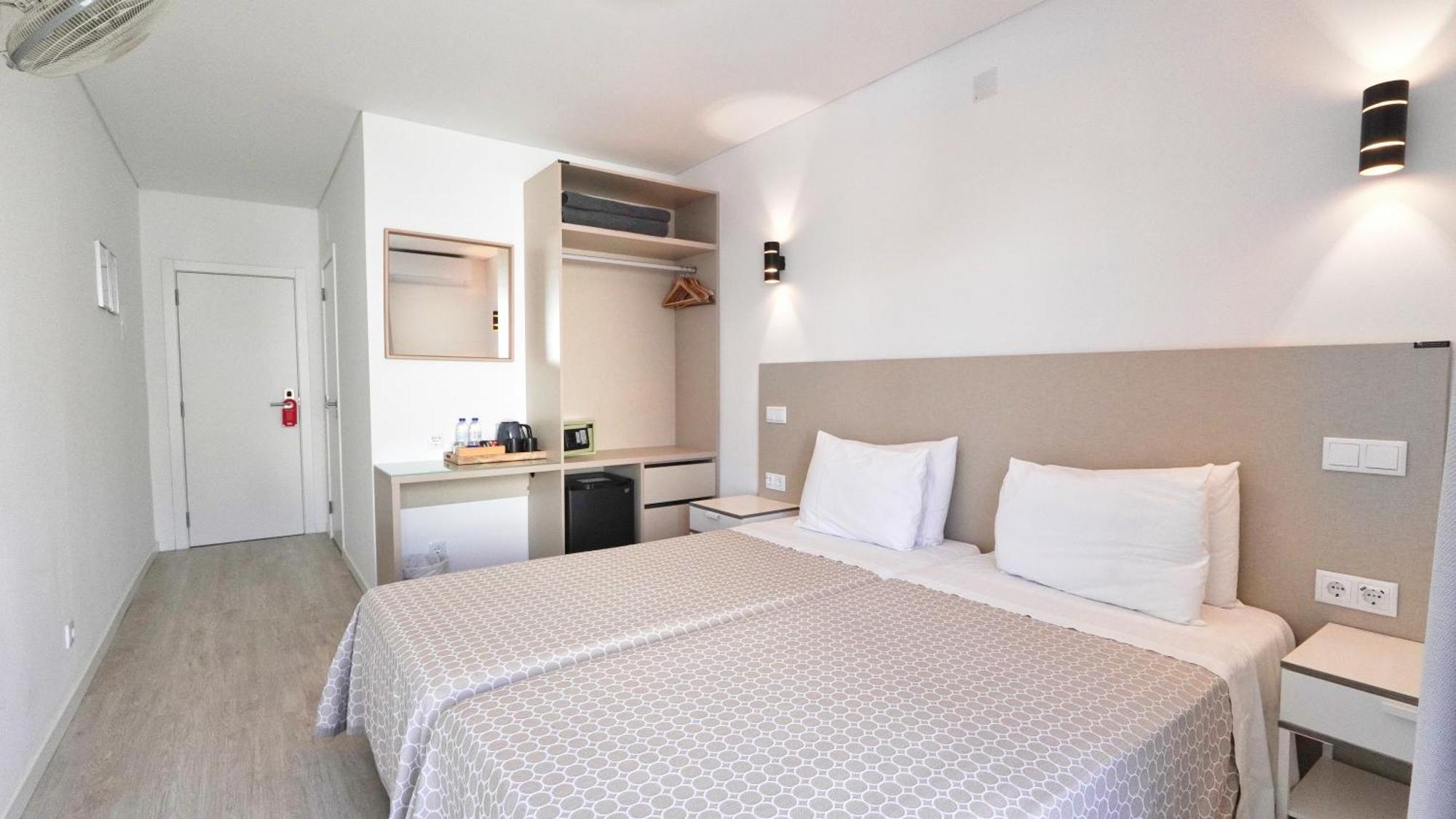 Guest House Dianamar Albufeira Ngoại thất bức ảnh