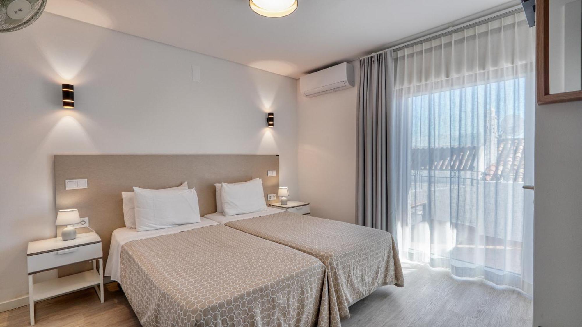 Guest House Dianamar Albufeira Ngoại thất bức ảnh