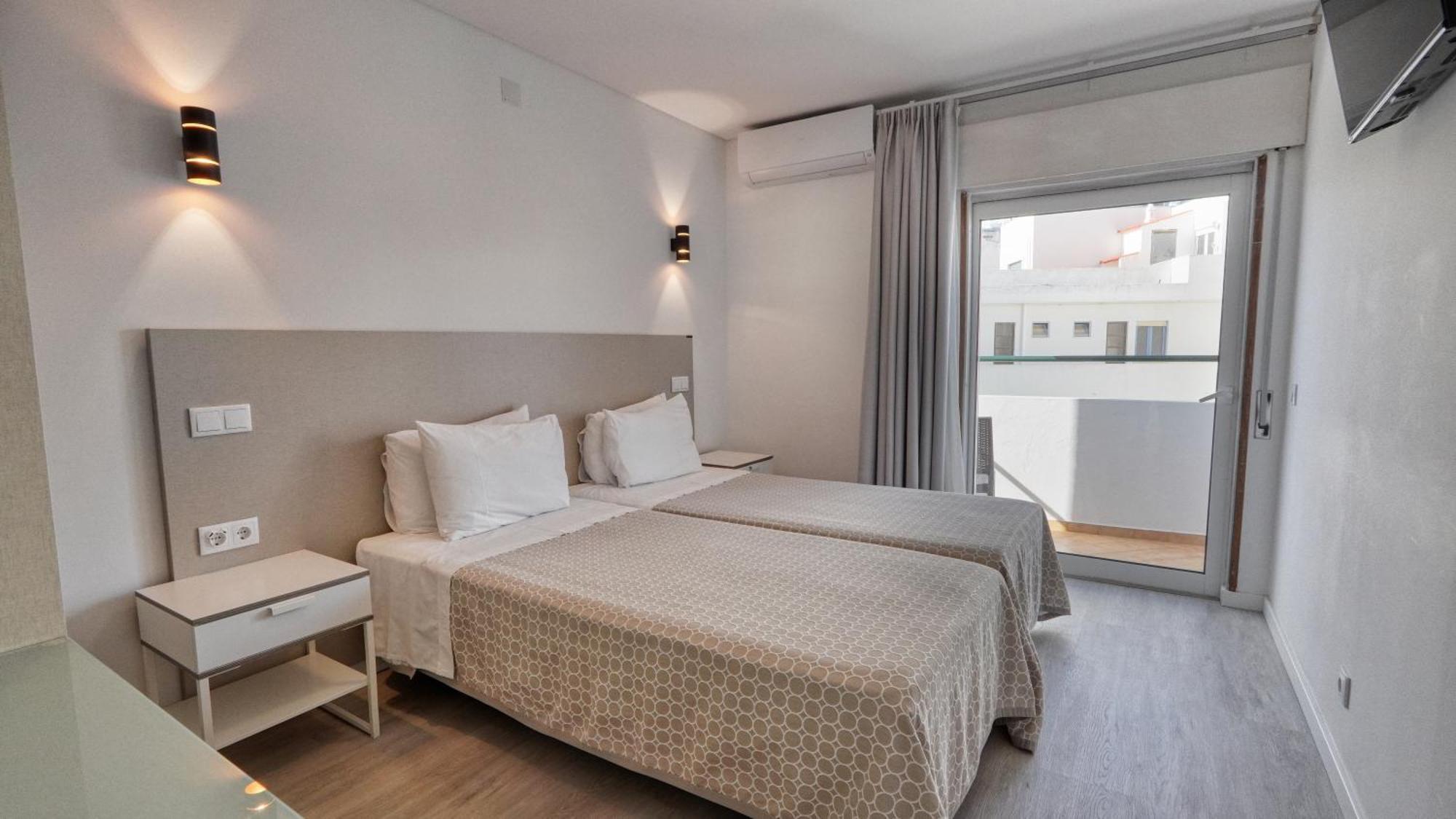 Guest House Dianamar Albufeira Ngoại thất bức ảnh
