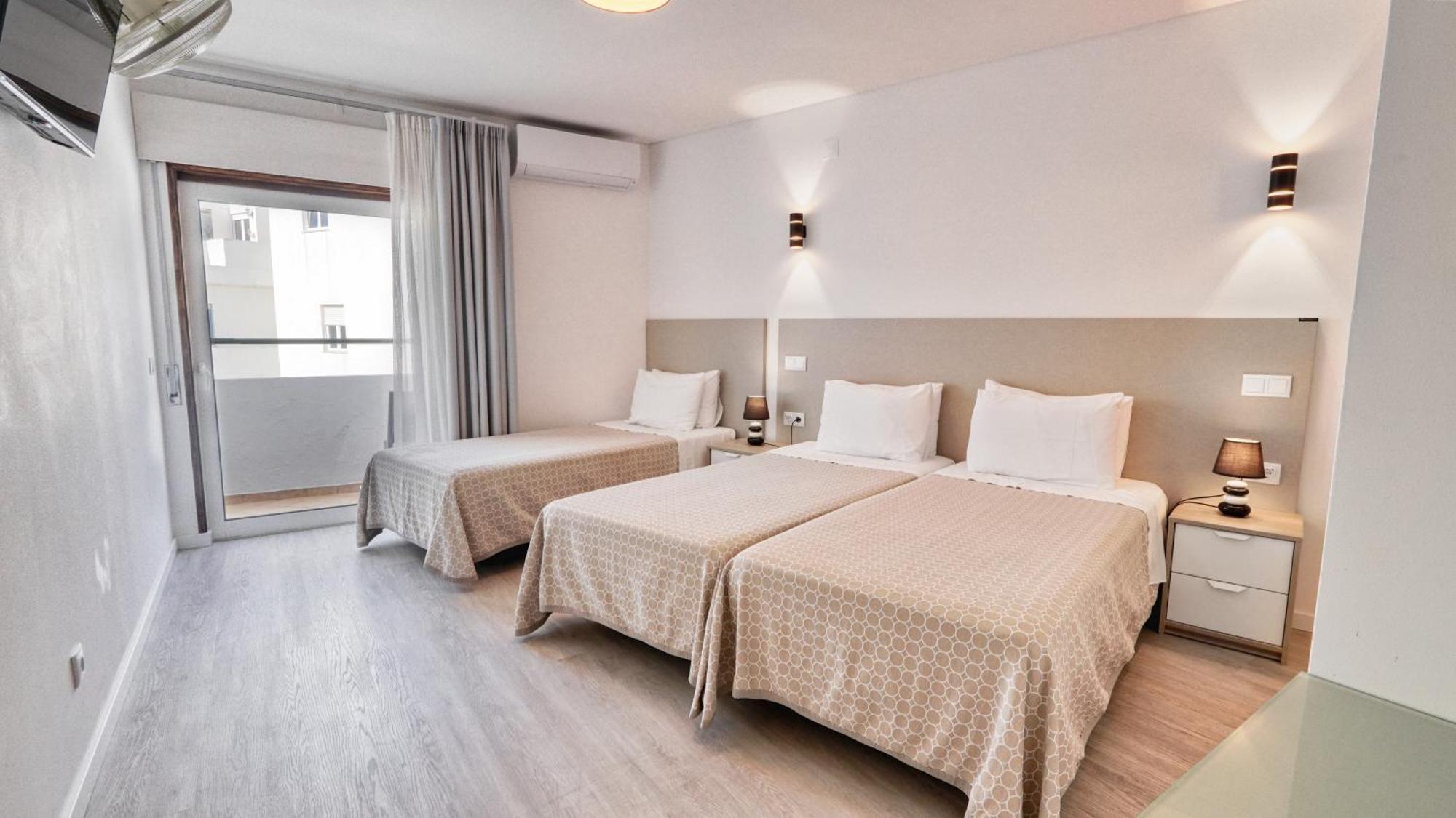 Guest House Dianamar Albufeira Ngoại thất bức ảnh